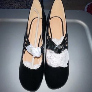 Black womens shoes
